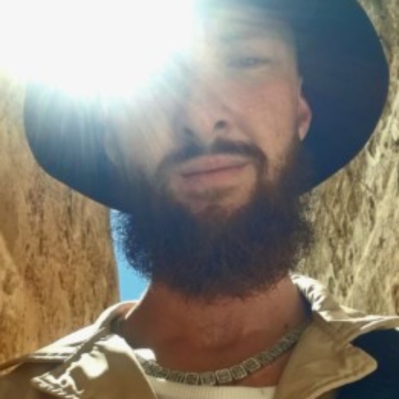 Profile picture of Louis